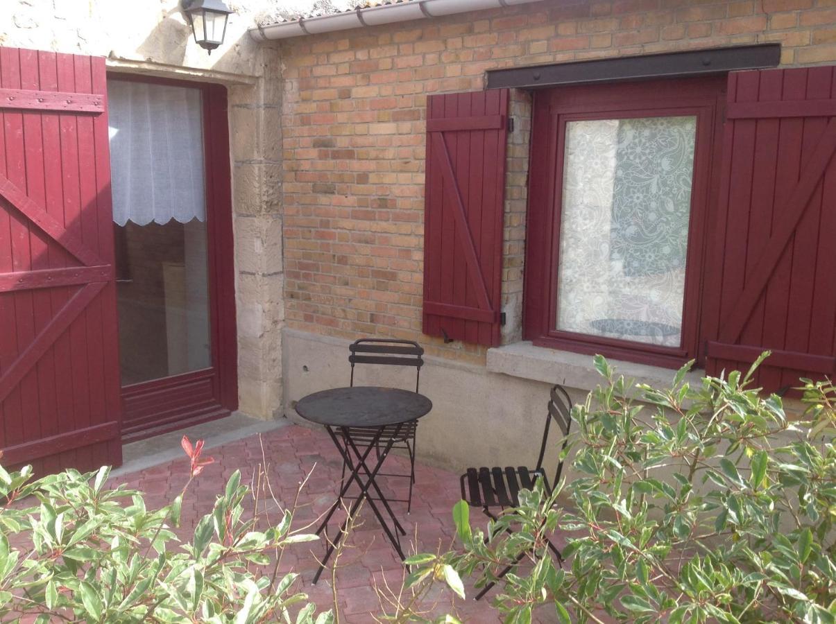 Maison indépendante au calme Courcelles-sur-Vesle Extérieur photo